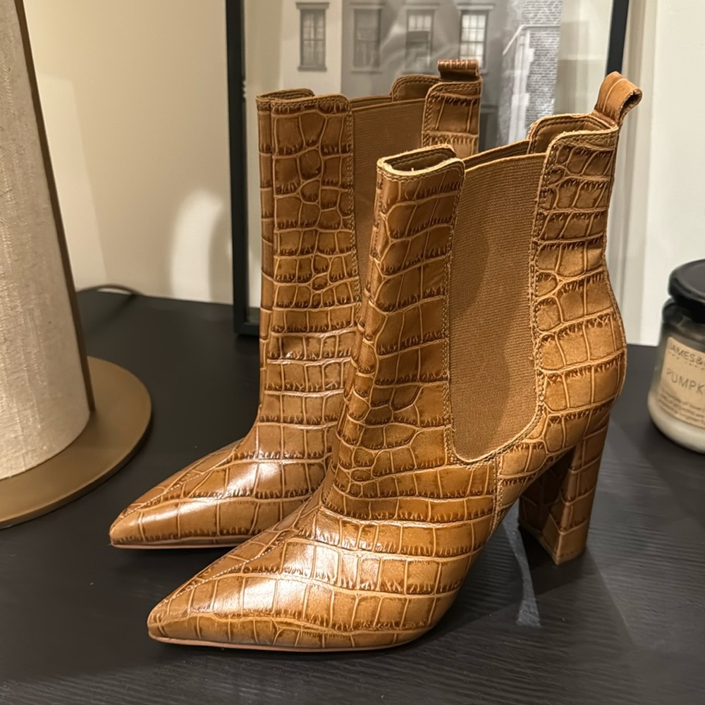 Marc Fisher Women's Garliss Chelsea Boot
